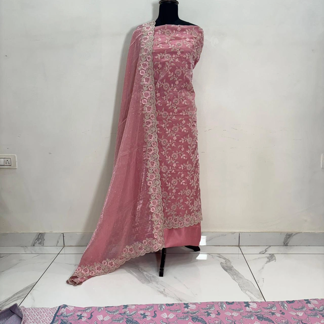 Rosé Royale Tissue Embroidered Suit Set with Heavy Floral Dupatta - Image 7