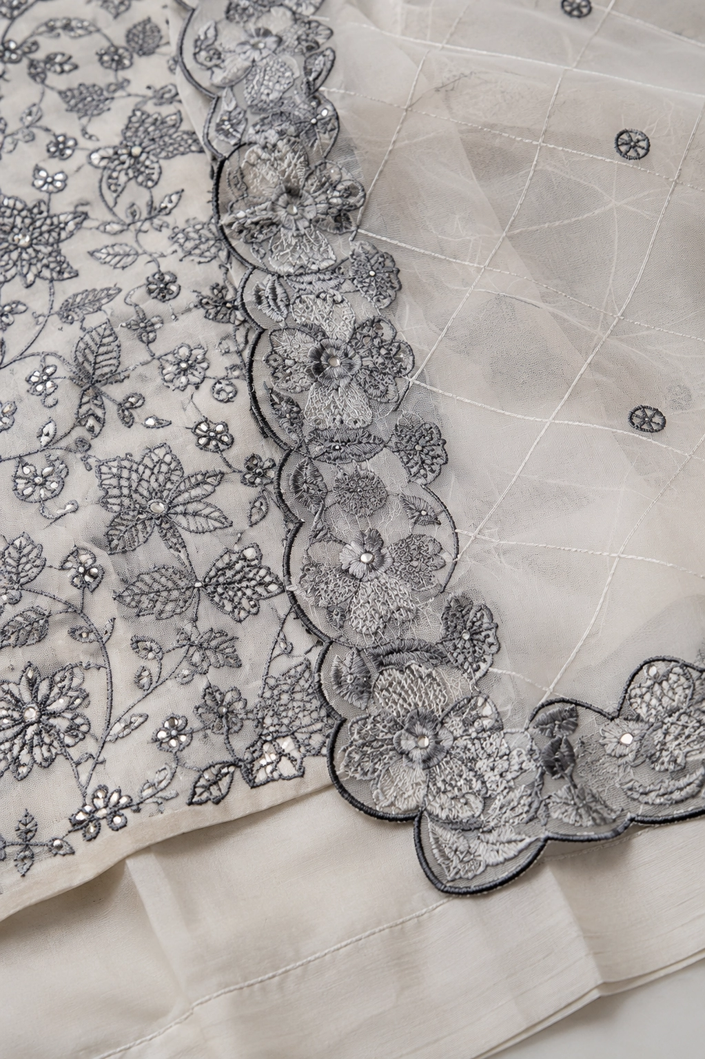 Ivory Blossom Cotton Suit Set with Black Floral Print Dupatta - Image 5